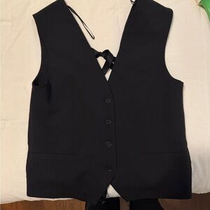 Zara Black Button-Up Vest
